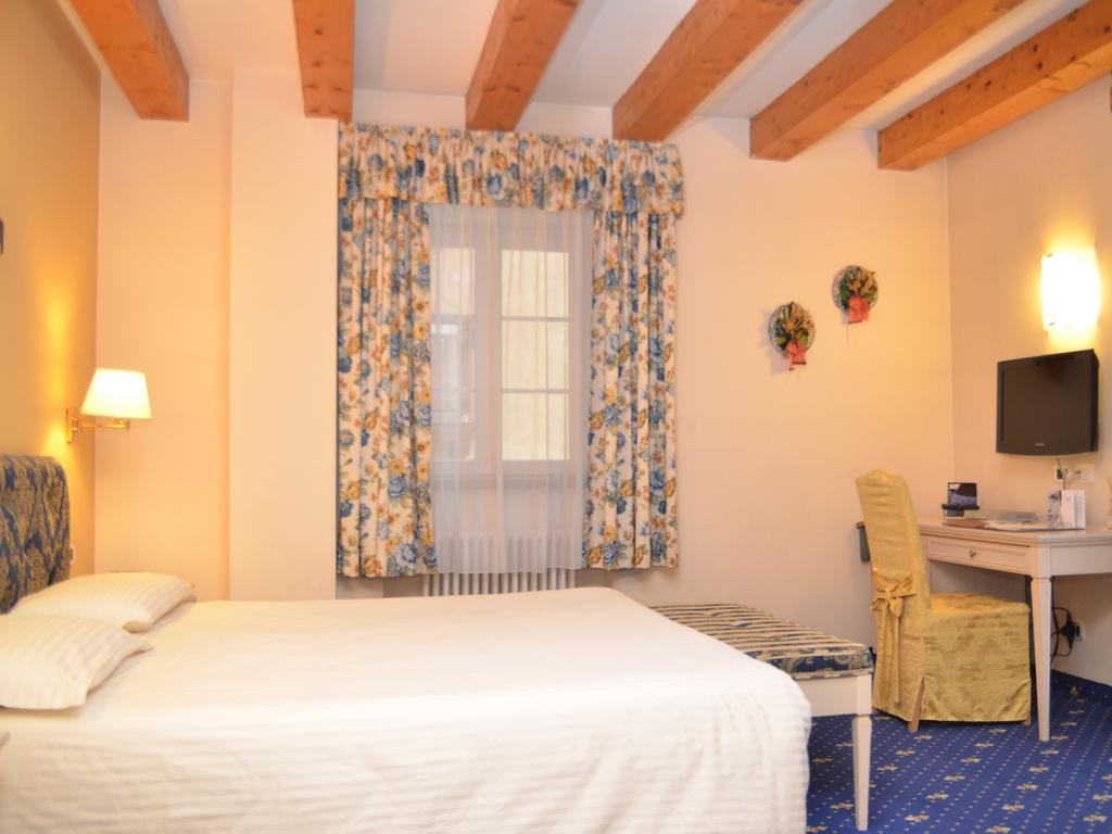 Hotel Dolomiti โมเอนา ห้อง รูปภาพ