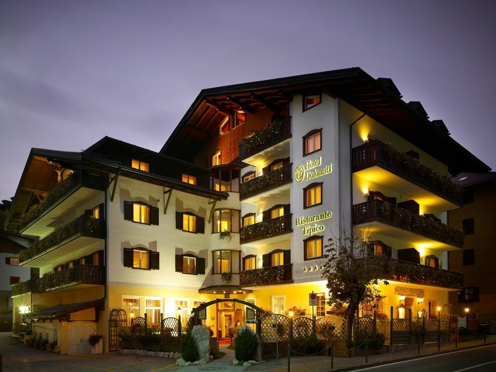 Hotel Dolomiti โมเอนา ภายนอก รูปภาพ