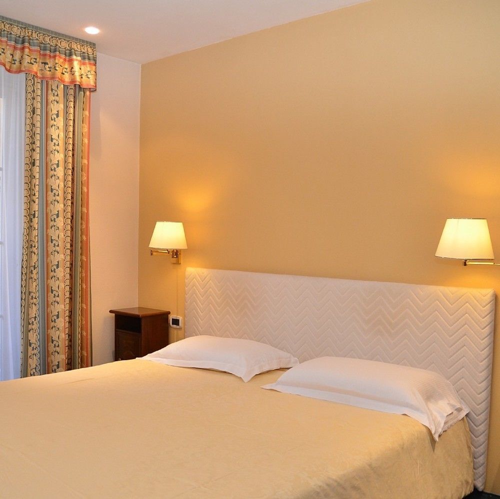 Hotel Dolomiti โมเอนา ภายนอก รูปภาพ