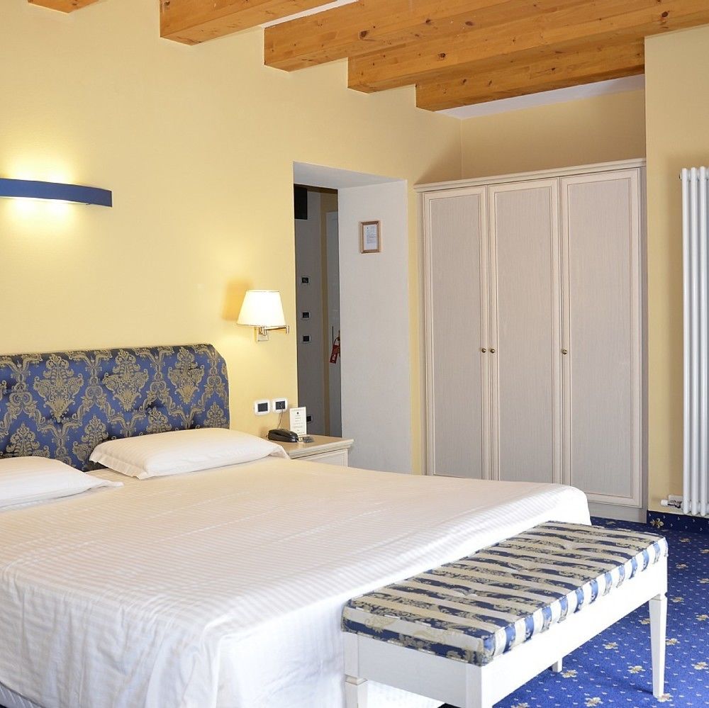Hotel Dolomiti โมเอนา ภายนอก รูปภาพ
