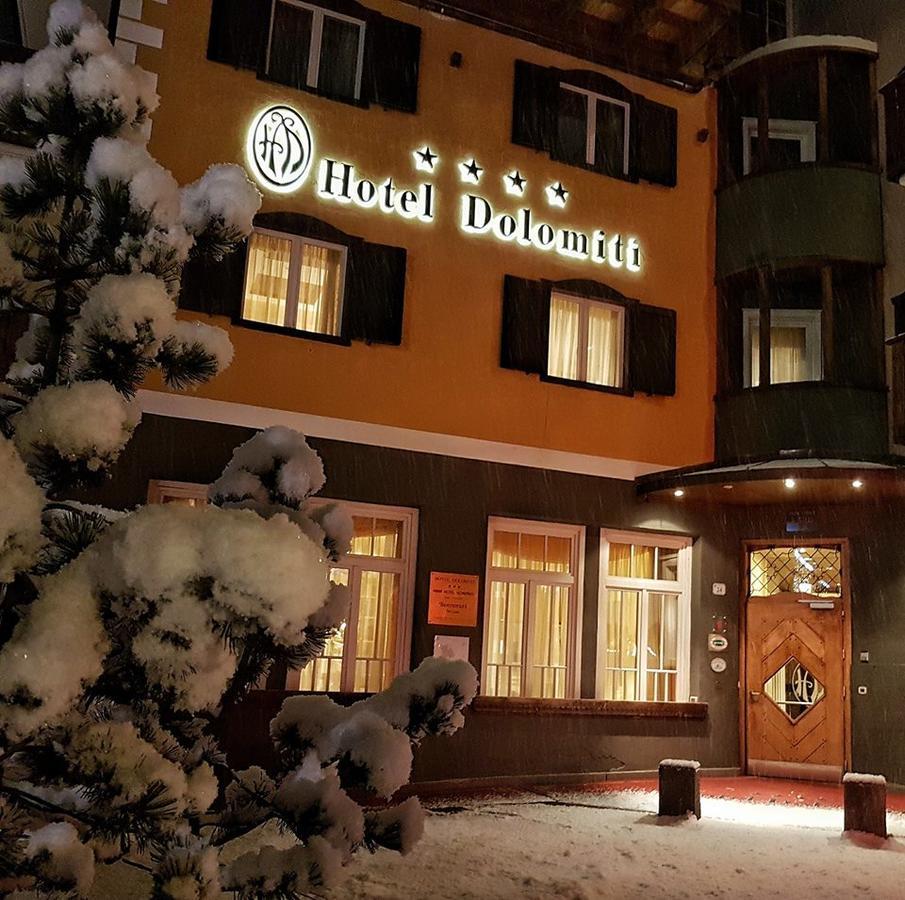Hotel Dolomiti โมเอนา ภายนอก รูปภาพ